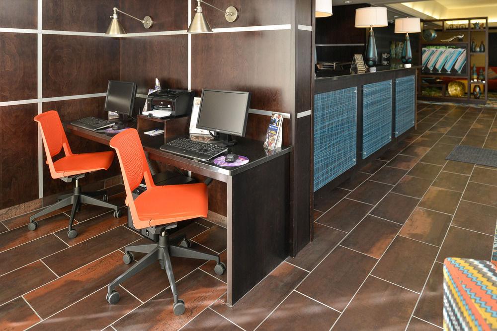 Best Western Plus Midwest Inn Omaha Bagian luar foto