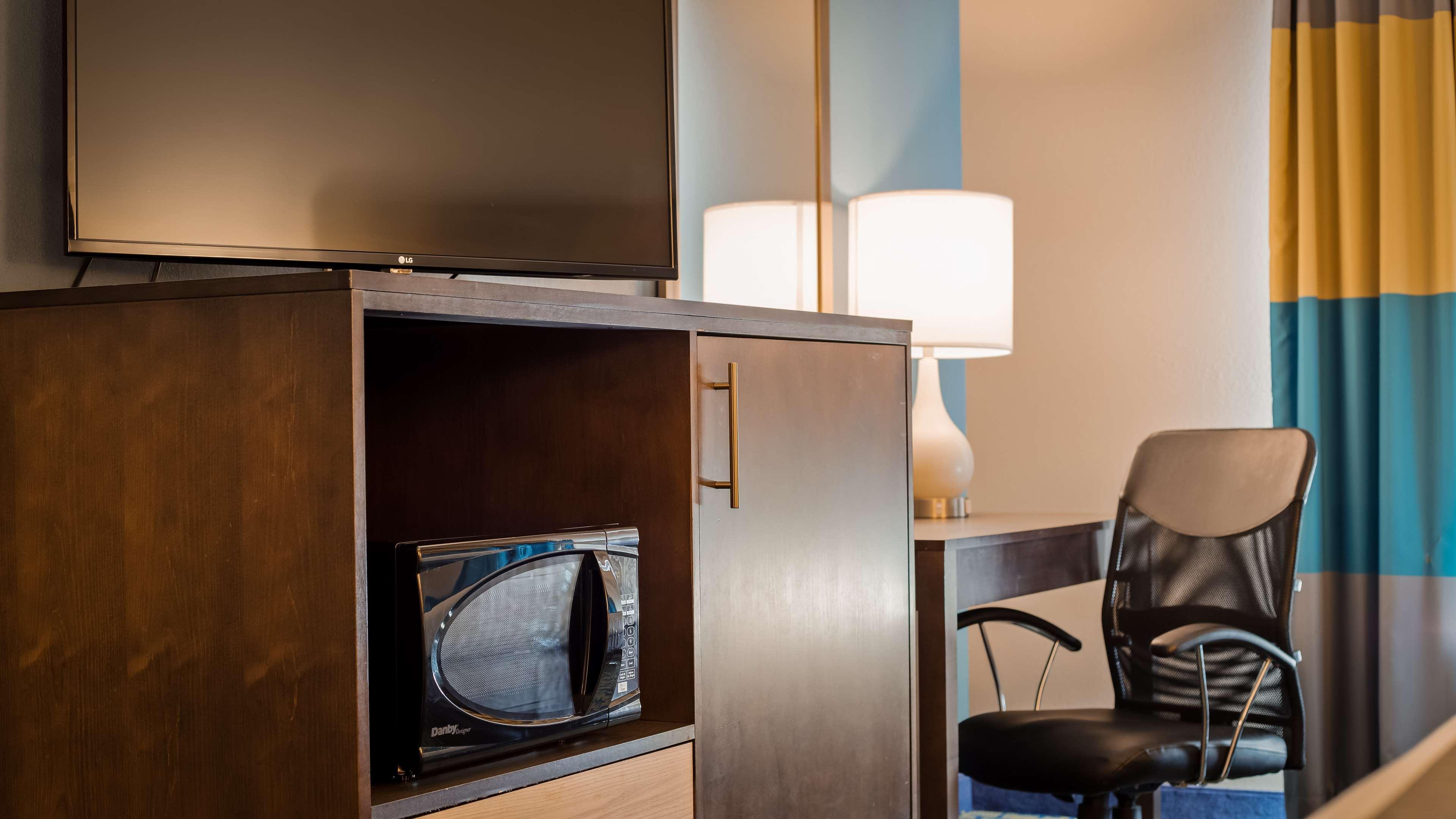 Best Western Plus Midwest Inn Omaha Bagian luar foto