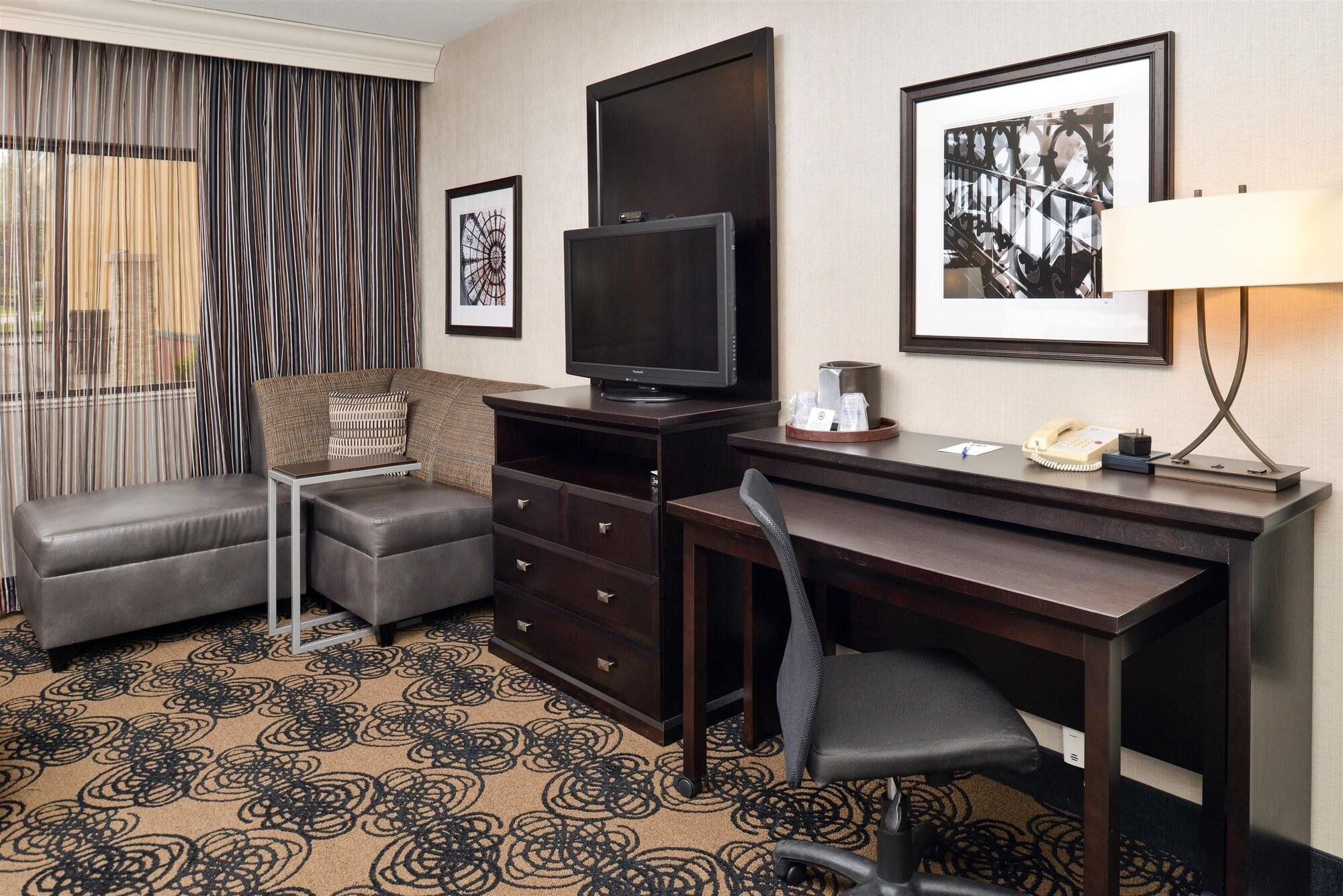 Best Western Plus Midwest Inn Omaha Bagian luar foto