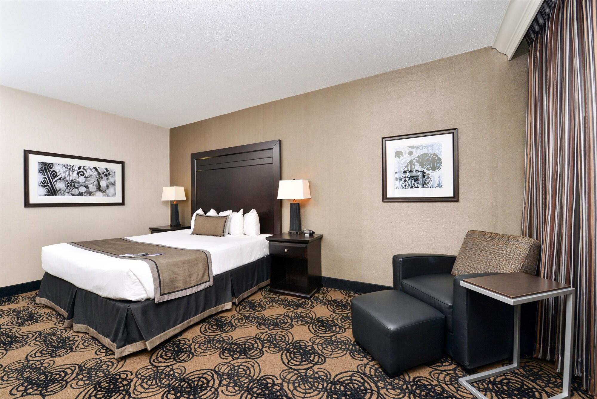 Best Western Plus Midwest Inn Omaha Bagian luar foto