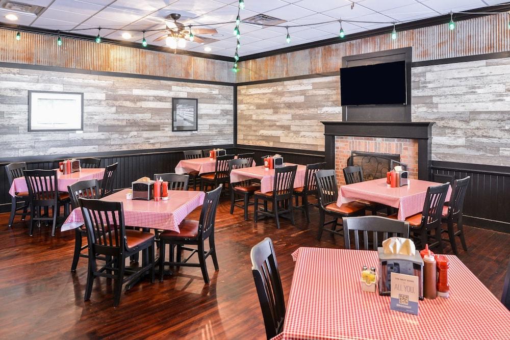 Best Western Plus Midwest Inn Omaha Bagian luar foto