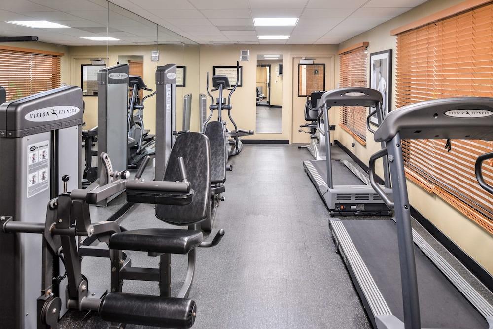 Best Western Plus Midwest Inn Omaha Bagian luar foto