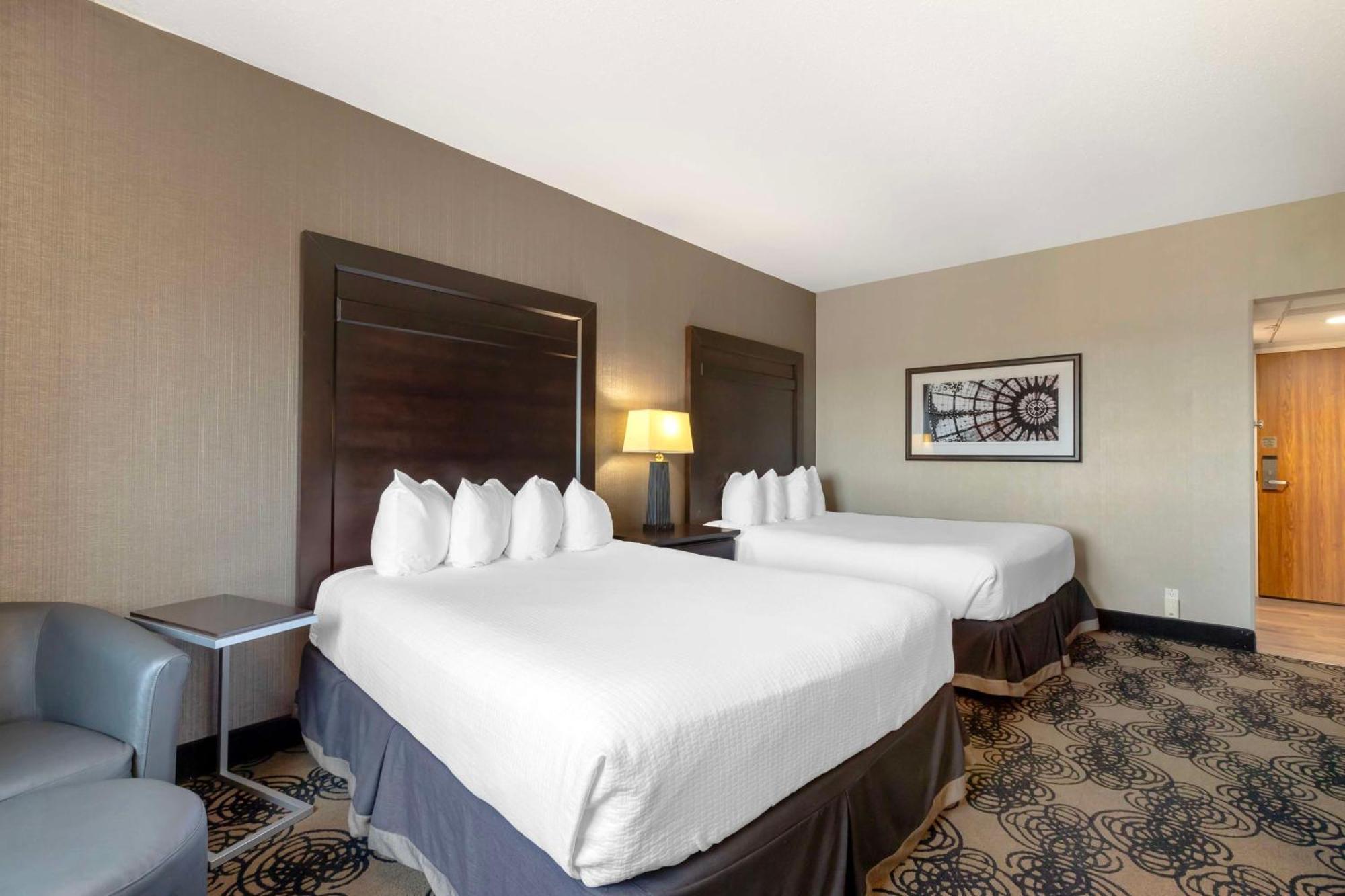 Best Western Plus Midwest Inn Omaha Bagian luar foto