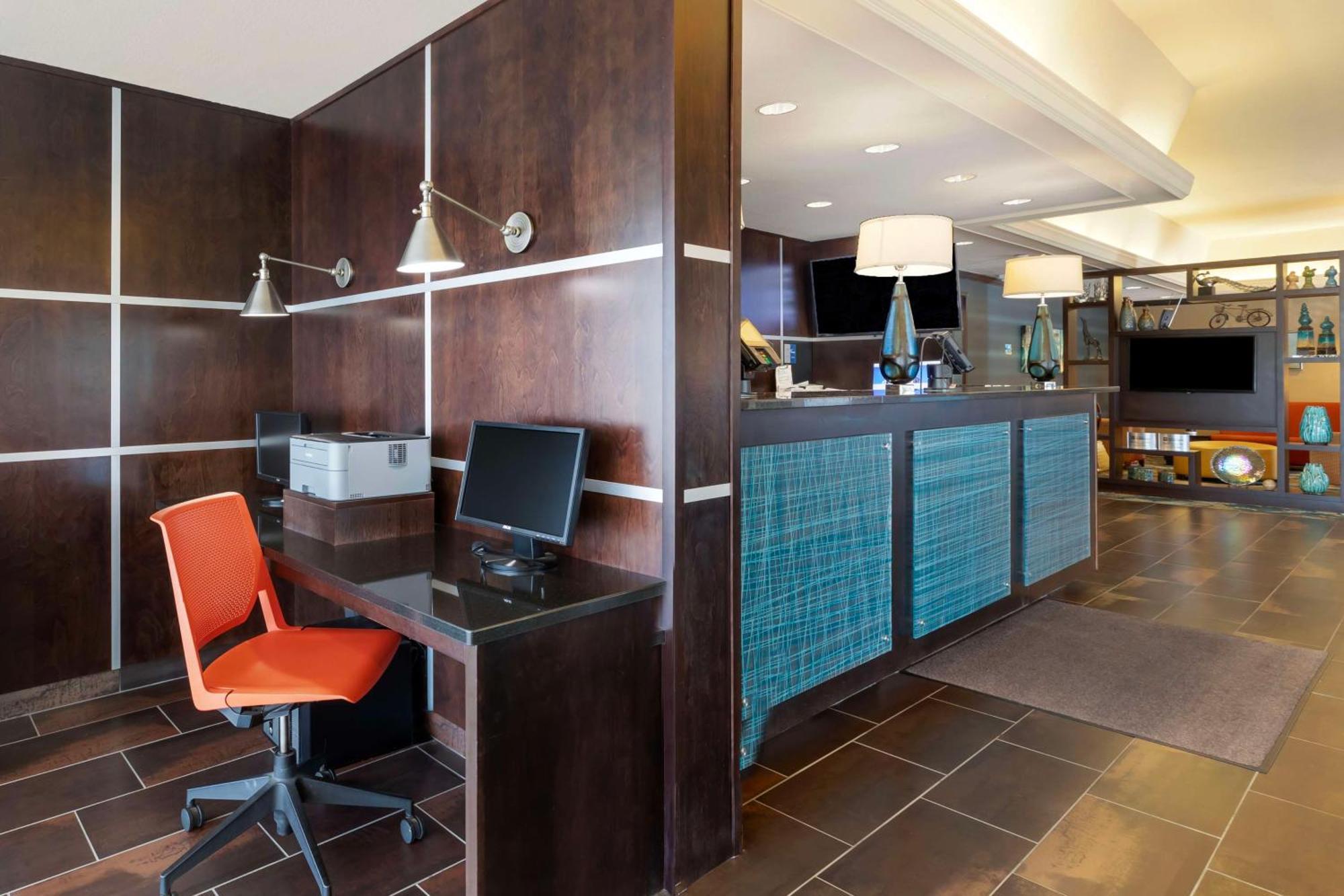 Best Western Plus Midwest Inn Omaha Bagian luar foto