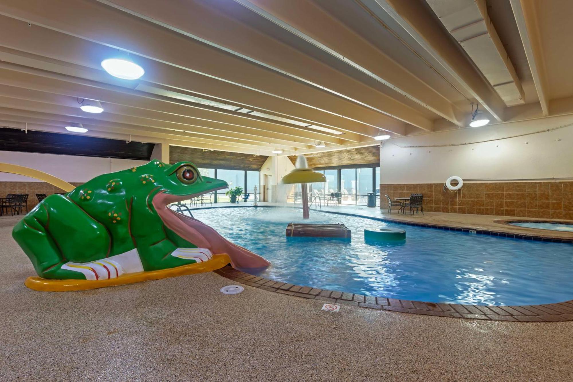 Best Western Plus Midwest Inn Omaha Bagian luar foto